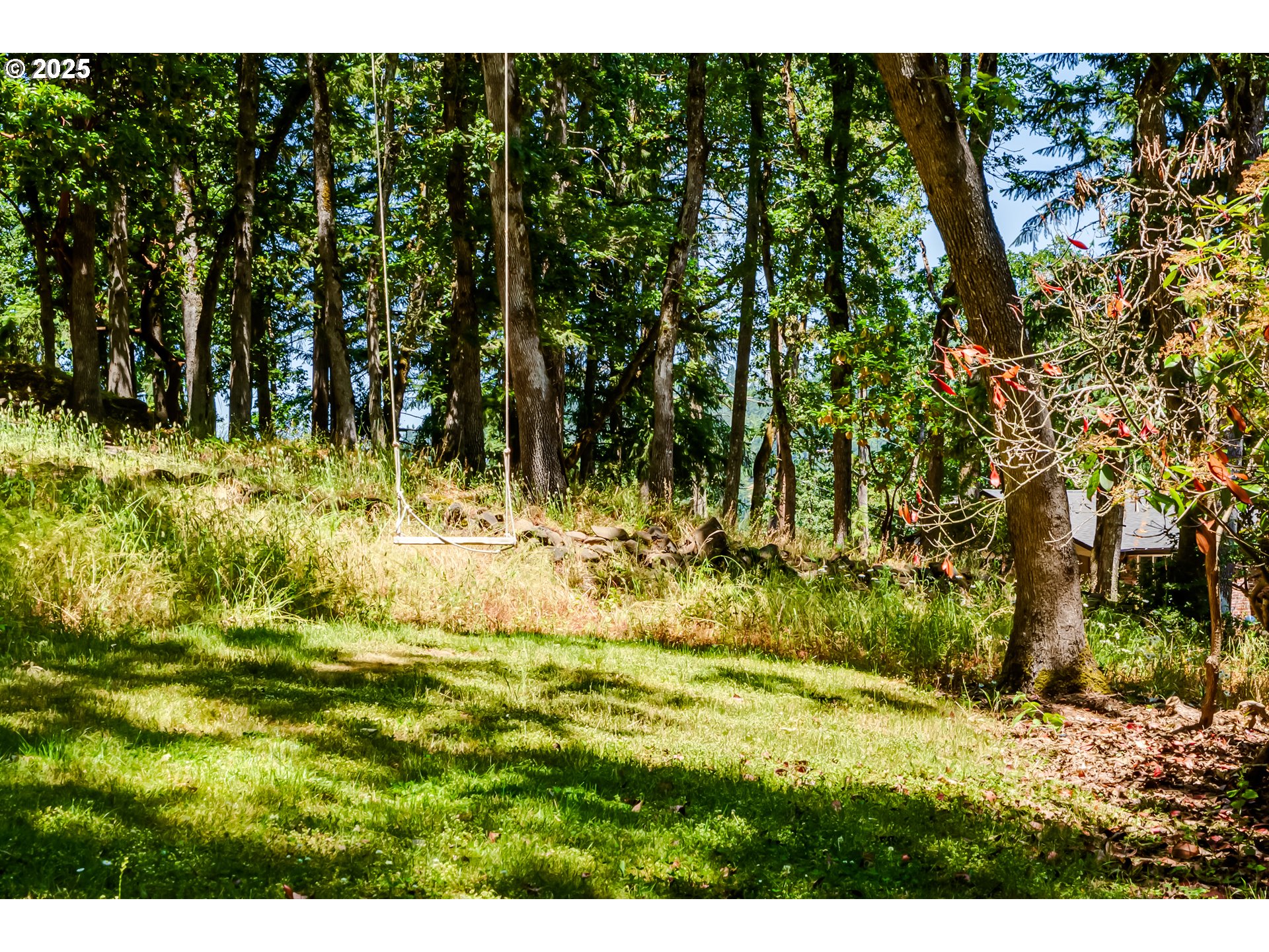 4427 Fox Hollow Road, Unit 5 Eugene, OR 97405 - Photo 38 of 39 Gallery Image 38