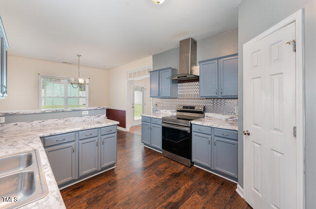 3529 Sunbright Lane Raleigh, NC 27610 - Photo 11 of 30 011_a7407833-edit