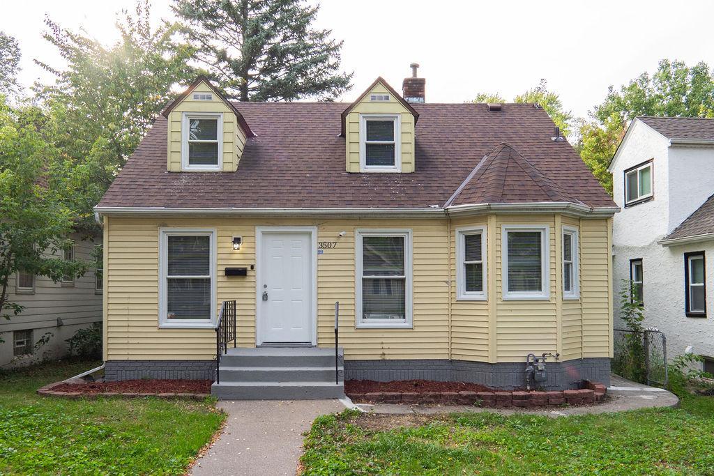 3507 North Logan Avenue Minneapolis, MN 55412 - Photo 2 of 20