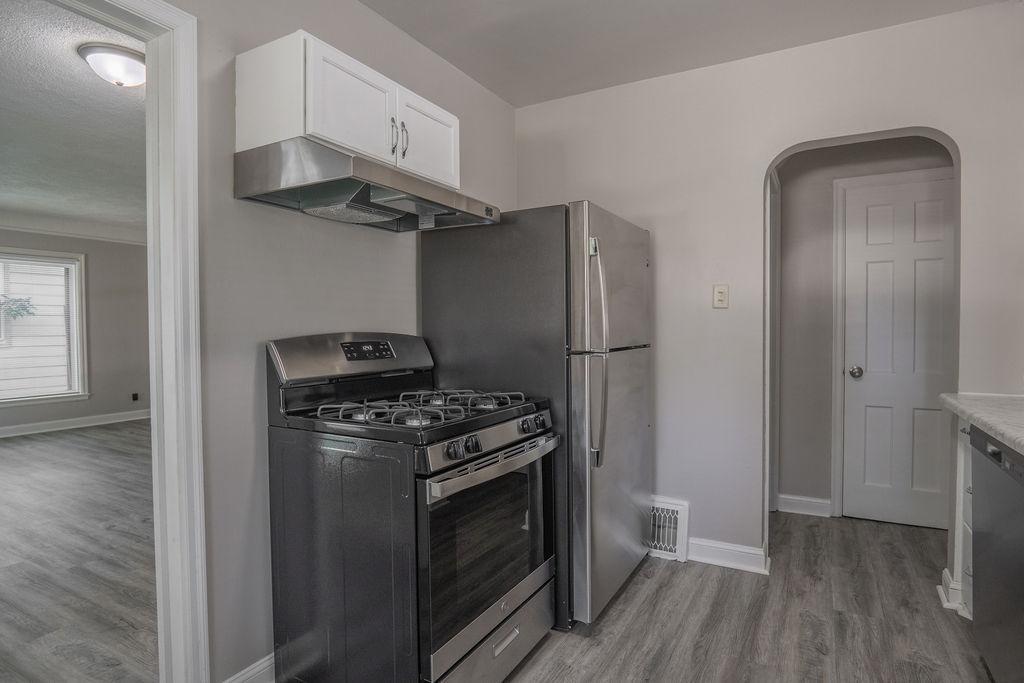 3507 North Logan Avenue Minneapolis, MN 55412 - Photo 4 of 20