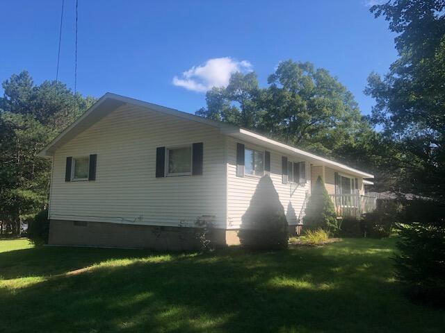 1698 Red Apple Road Manistee, MI 49660 - Photo 3 of 46 IMG_8222