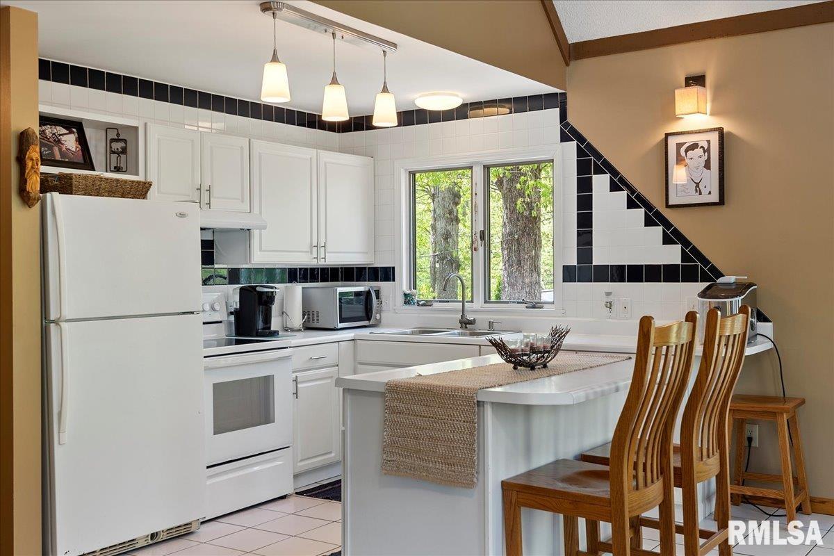 242 Stephenson Lane Dawson, IL 62520 - Photo 16 of 62