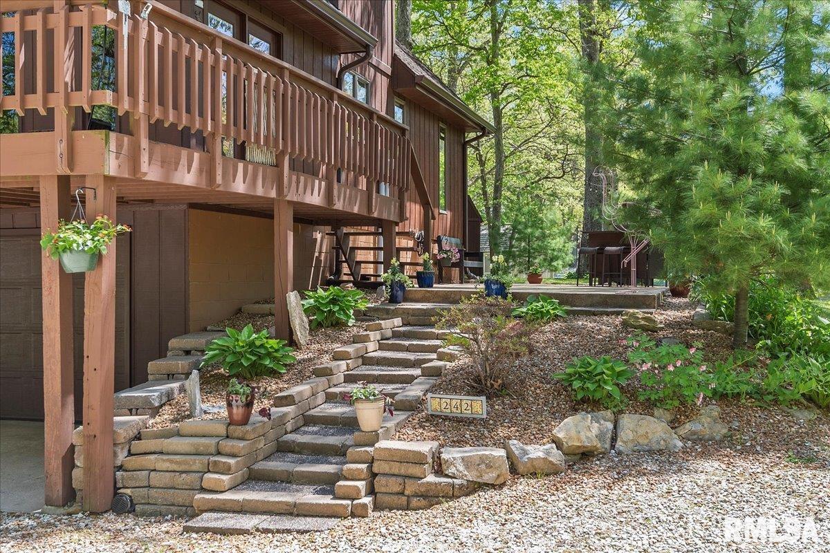 242 Stephenson Lane Dawson, IL 62520 - Photo 7 of 62