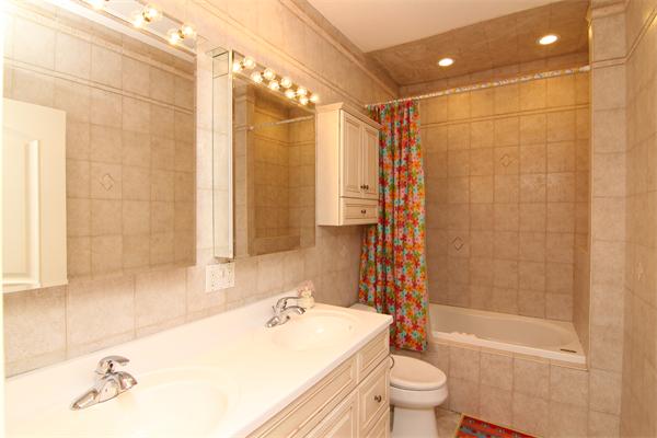 30 Murdoch Road Stoneham, MA 02180 - Photo 17 of 30 Gallery Image 17