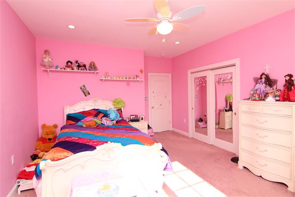 30 Murdoch Road Stoneham, MA 02180 - Photo 19 of 30 Gallery Image 19