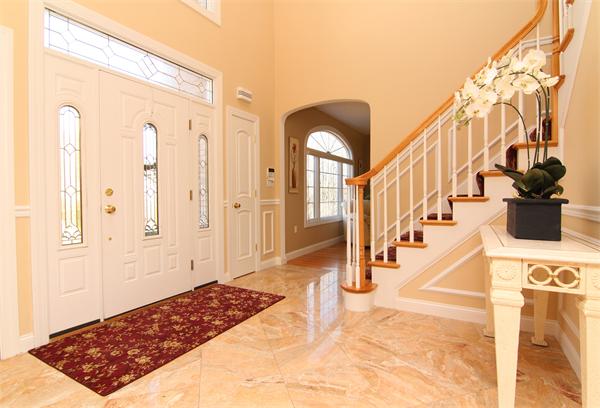 30 Murdoch Road Stoneham, MA 02180 - Photo 2 of 30 Gallery Image 2