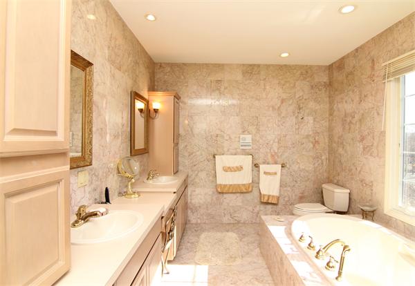 30 Murdoch Road Stoneham, MA 02180 - Photo 21 of 30 Gallery Image 21