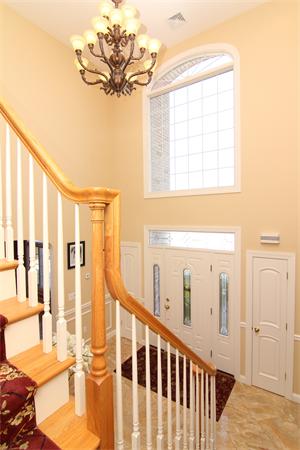 30 Murdoch Road Stoneham, MA 02180 - Photo 3 of 30 Gallery Image 3