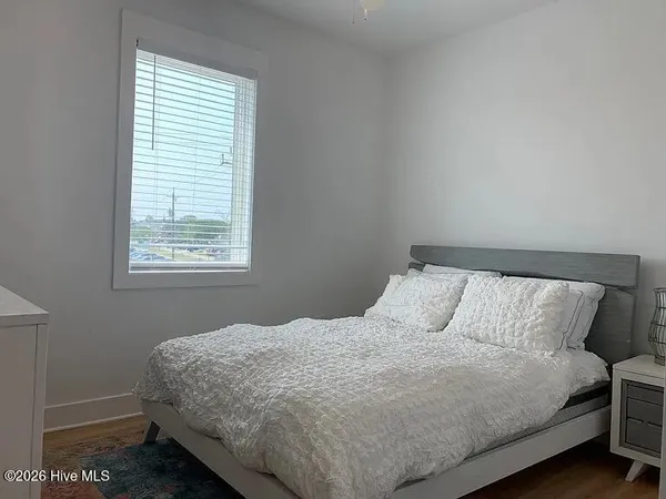 $3,200 | 120 North Lake Park Boulevard, Unit 200, Carolina Beach, NC 28428