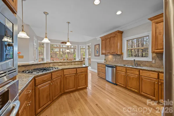 $738,728 | 7717 Cottonwood Drive, Denver, NC 28037