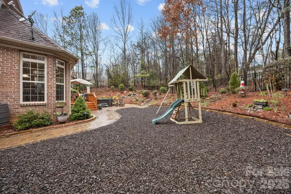 $738,728 | 7717 Cottonwood Drive, Denver, NC 28037