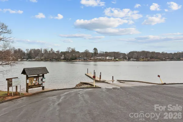 $738,728 | 7717 Cottonwood Drive, Denver, NC 28037