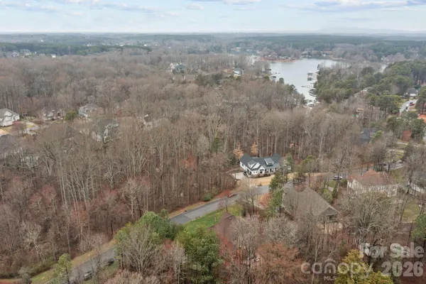 $738,728 | 7717 Cottonwood Drive, Denver, NC 28037