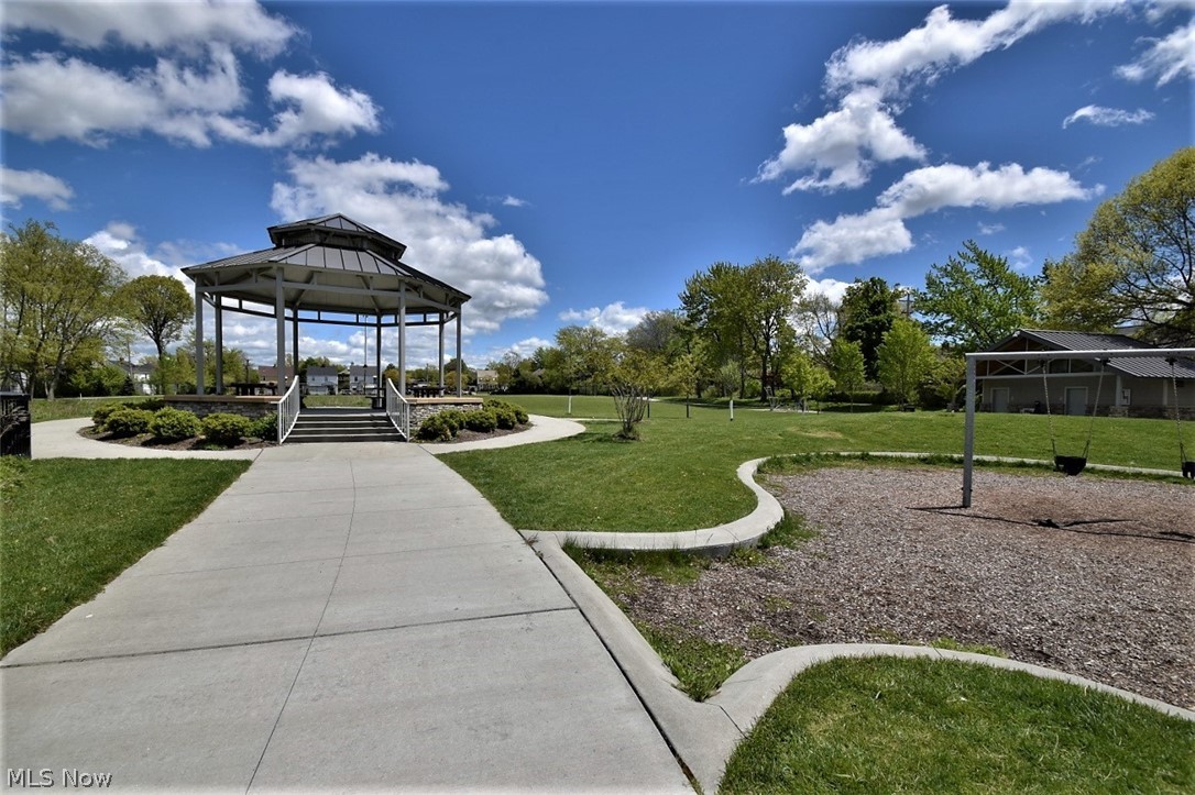 3806 Westwood Road University Heights, OH 44118 - Photo 37 of 41 Walter Stinson Park is a 5 minute walk away with a playground, fields, gazebos, picnic tables, and regular community events.