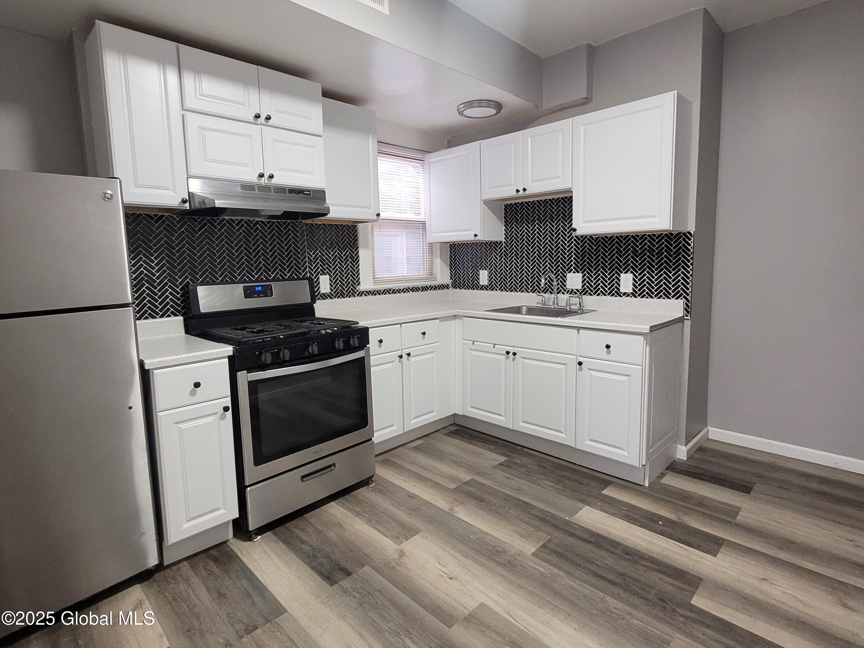 151 4th Street, Unit 2B Troy, NY 12180 - Photo 2 of 12 2