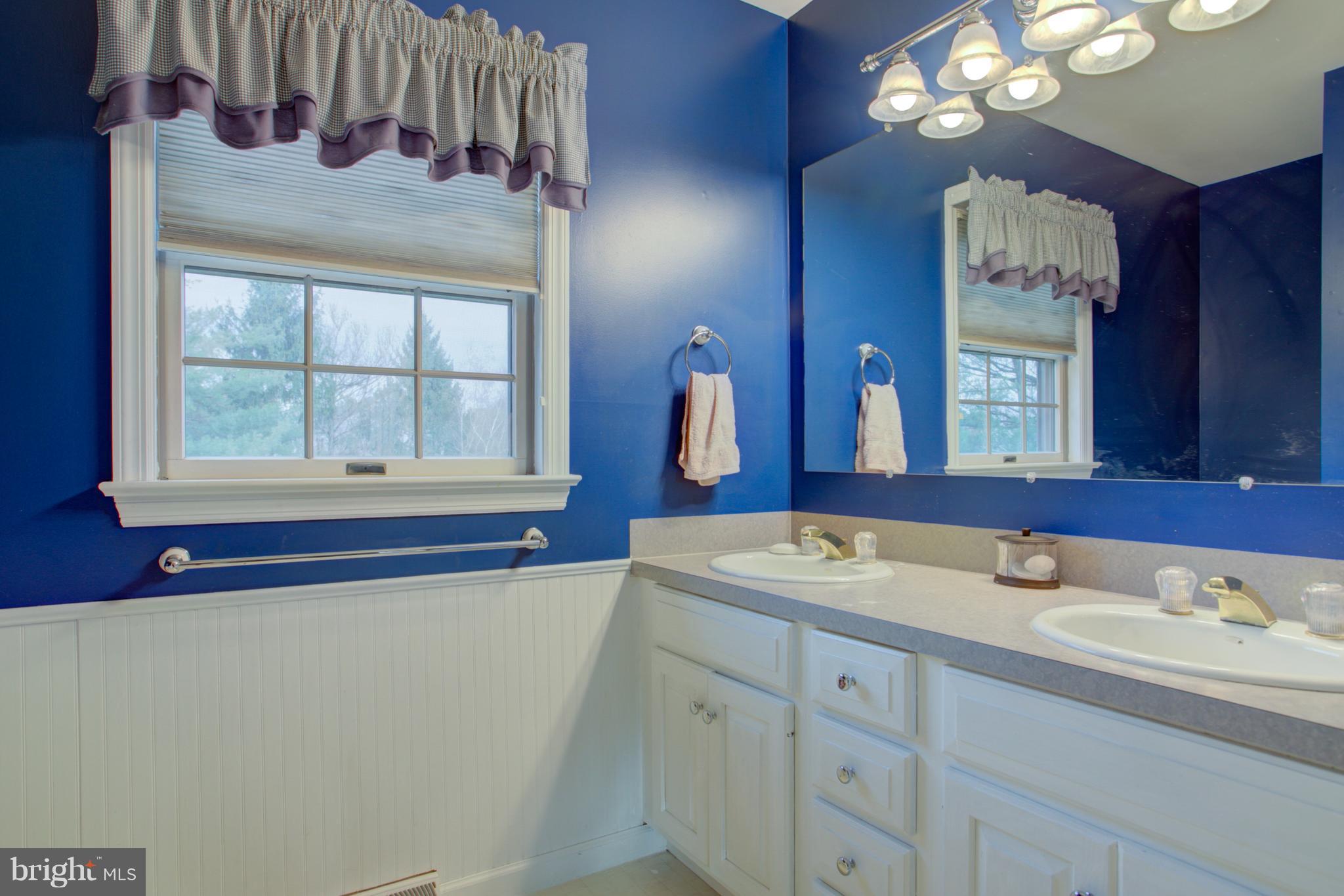 283 Kingsbridge Drive Lititz, PA 17543 - Photo 21 of 36