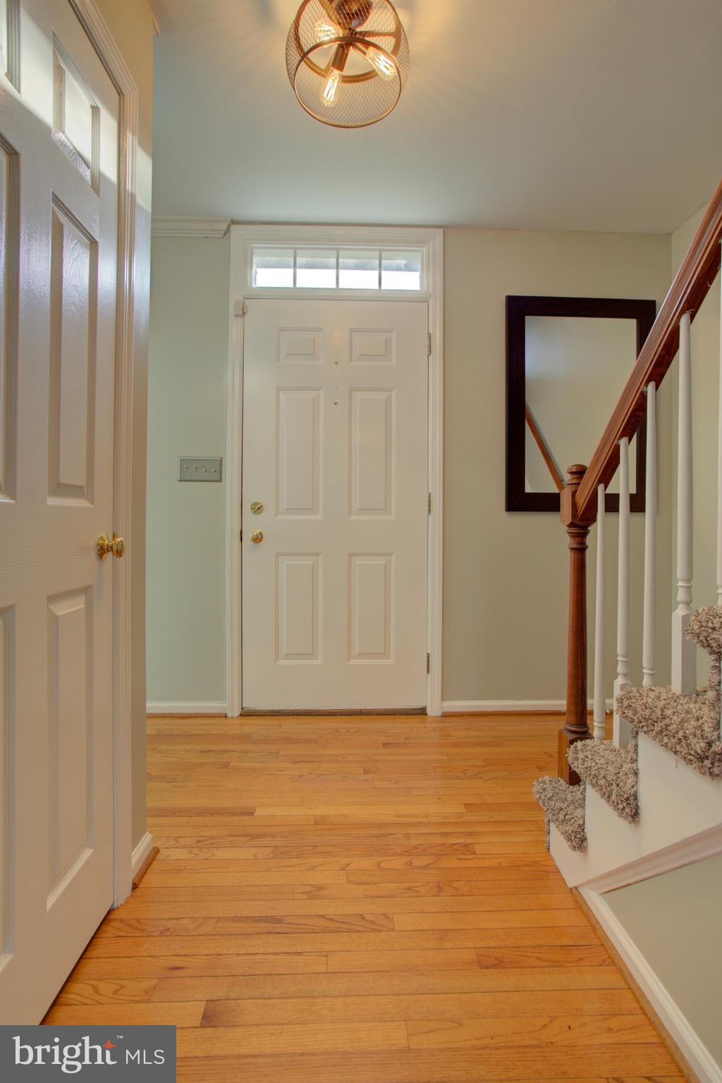 283 Kingsbridge Drive Lititz, PA 17543 - Photo 4 of 36