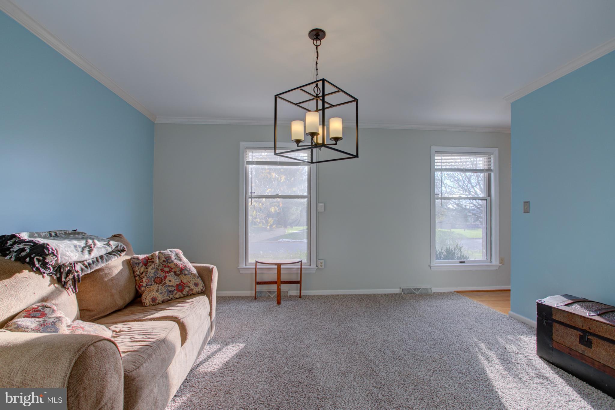 283 Kingsbridge Drive Lititz, PA 17543 - Photo 6 of 36