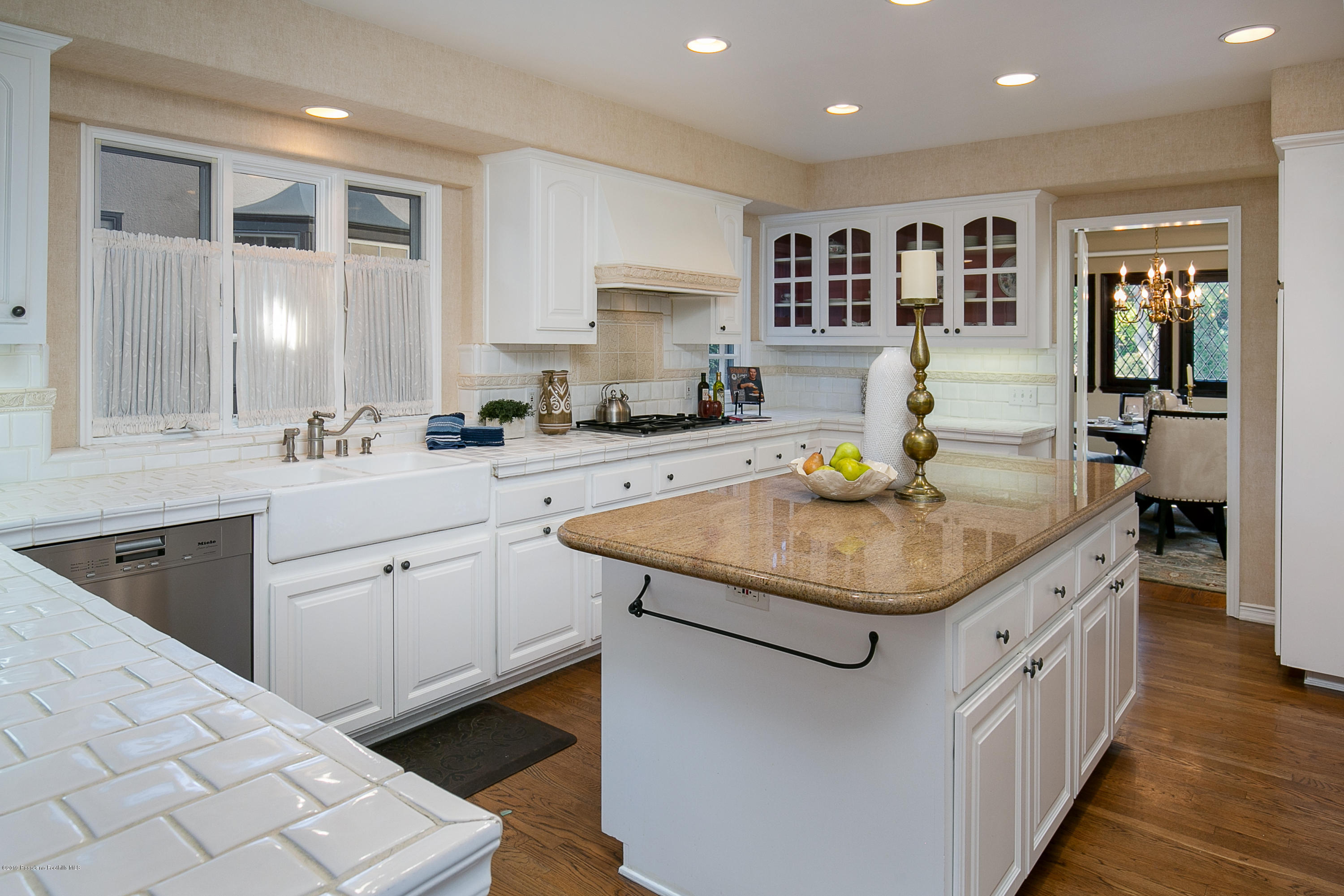 2428 Ridgeway Road San Marino, CA 91108 - Photo 14 of 52 2428 Ridgeway Rd 021