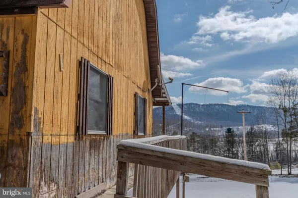 $300,000 | 21697 View Drive, Three Springs, PA 17264