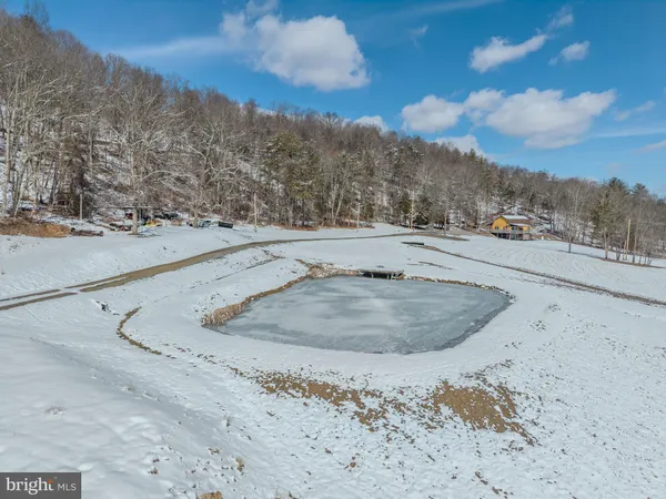 $300,000 | 21697 View Drive, Three Springs, PA 17264