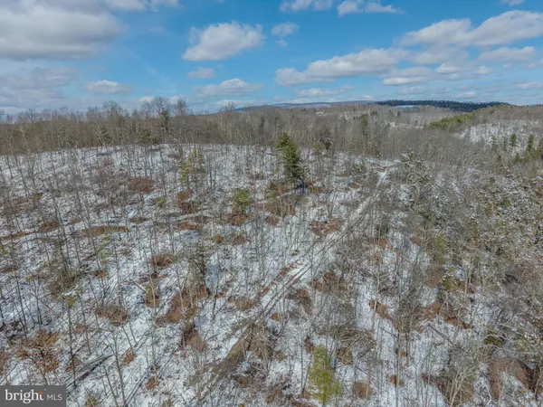 $300,000 | 21697 View Drive, Three Springs, PA 17264