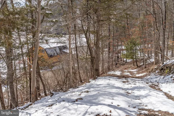 $300,000 | 21697 View Drive, Three Springs, PA 17264