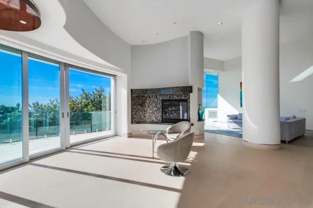 $30,000 | 6125 Terryhill Drive, La Jolla, CA 92037