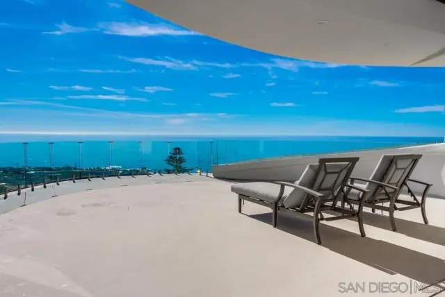 $30,000 | 6125 Terryhill Drive, La Jolla, CA 92037