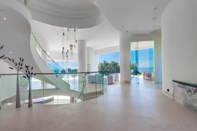 $30,000 | 6125 Terryhill Drive, La Jolla, CA 92037