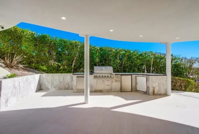 $30,000 | 6125 Terryhill Drive, La Jolla, CA 92037