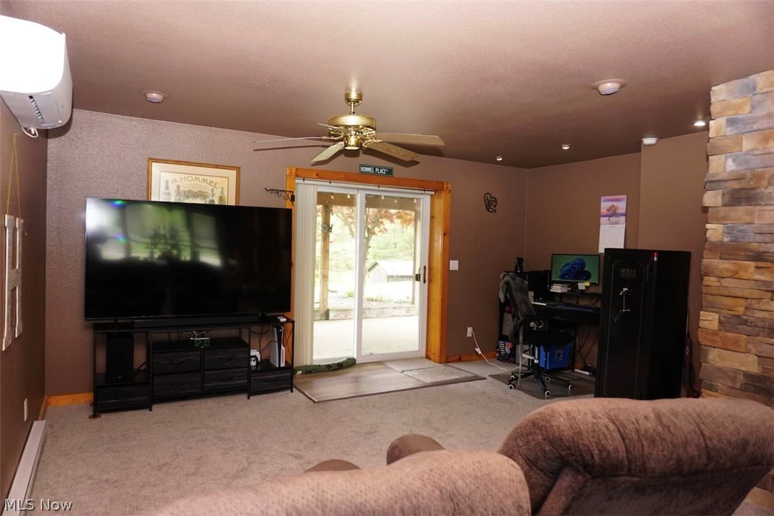4173 South Ridge Road East Geneva, OH 44041 - Photo 12 of 42 Living room with walk out to rear patio.