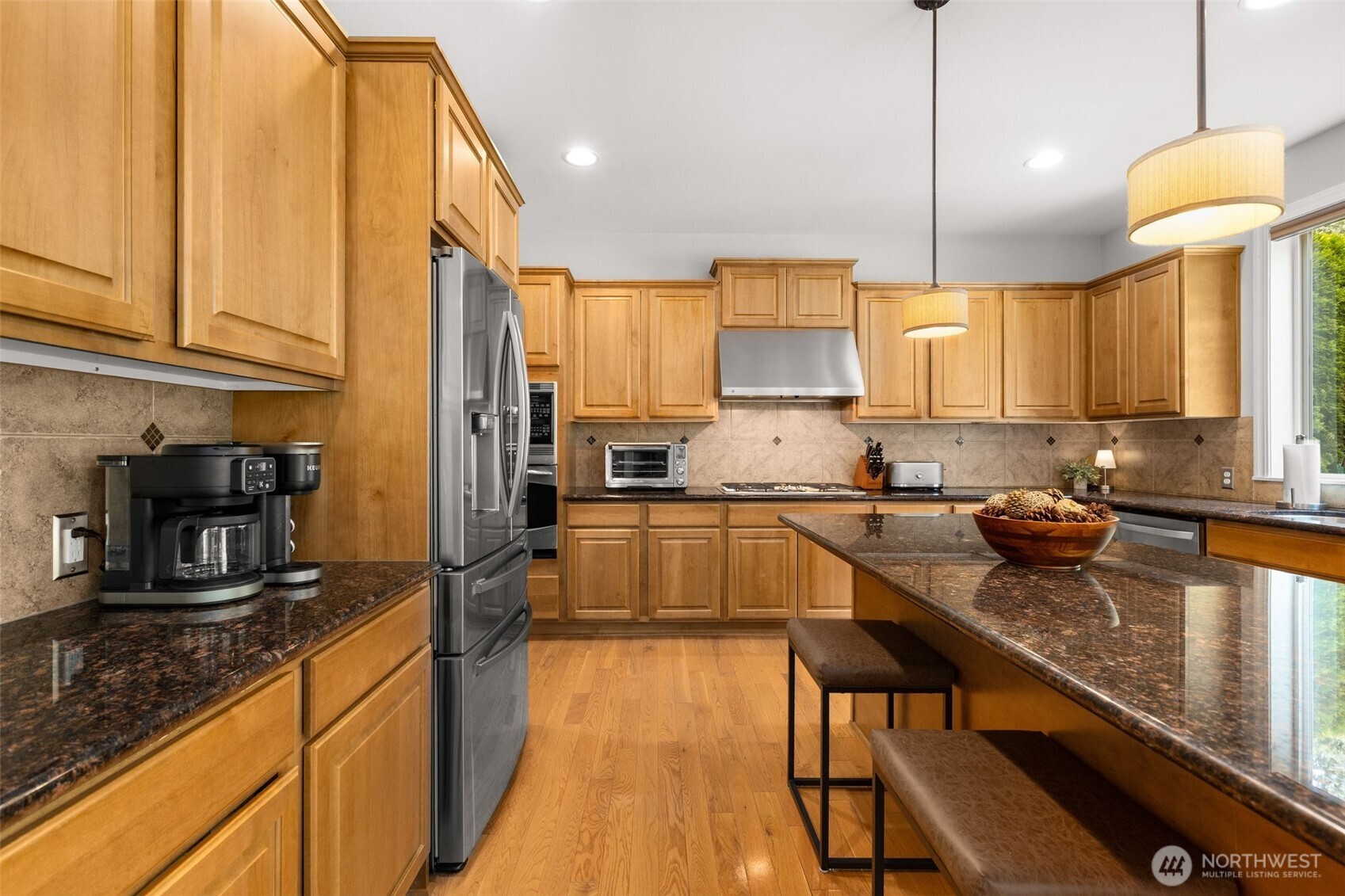 23254 Southeast Daybreak Place Maple Valley, WA 98038 - Photo 11 of 36