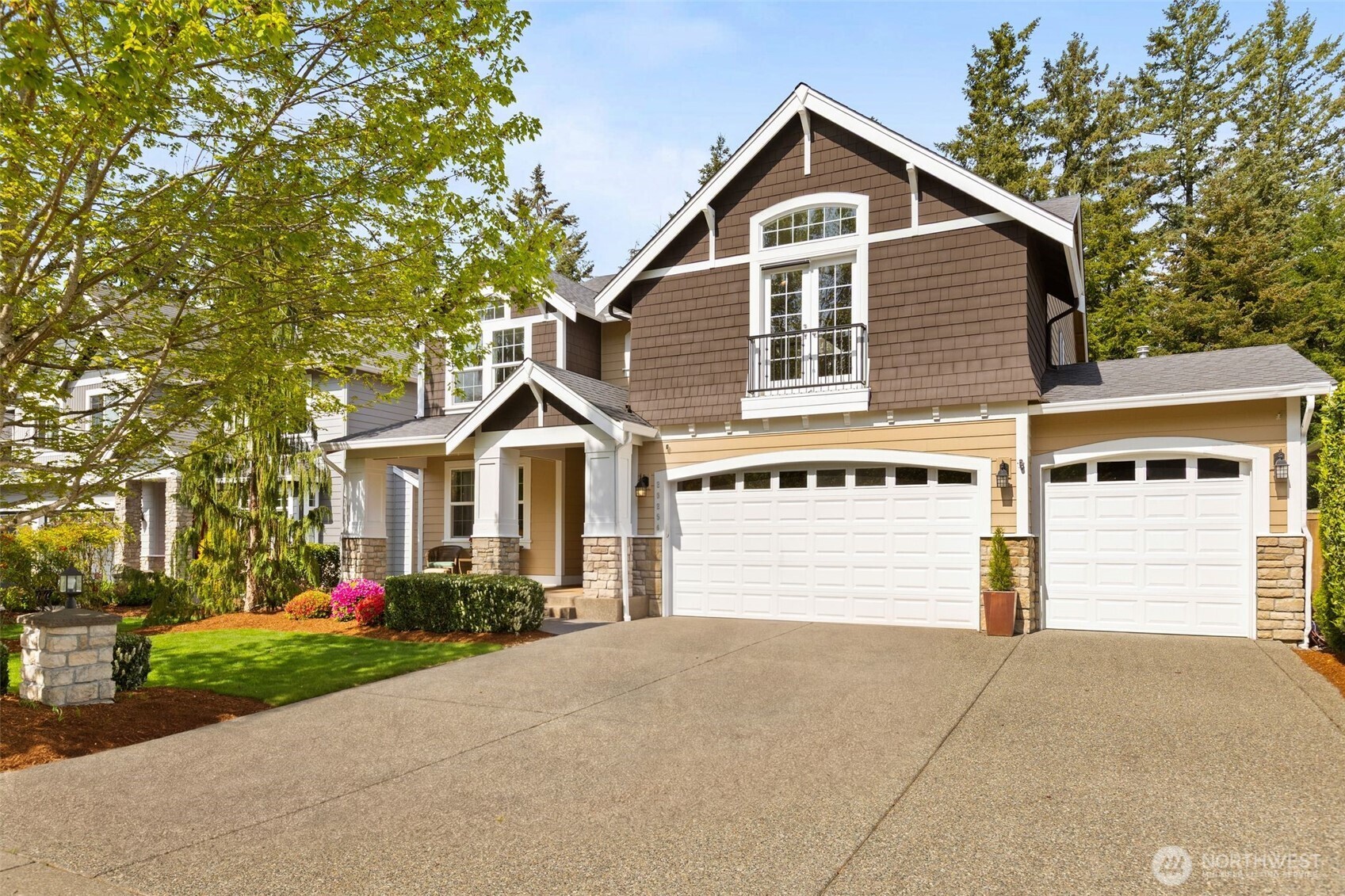 23254 Southeast Daybreak Place Maple Valley, WA 98038 - Photo 2 of 36