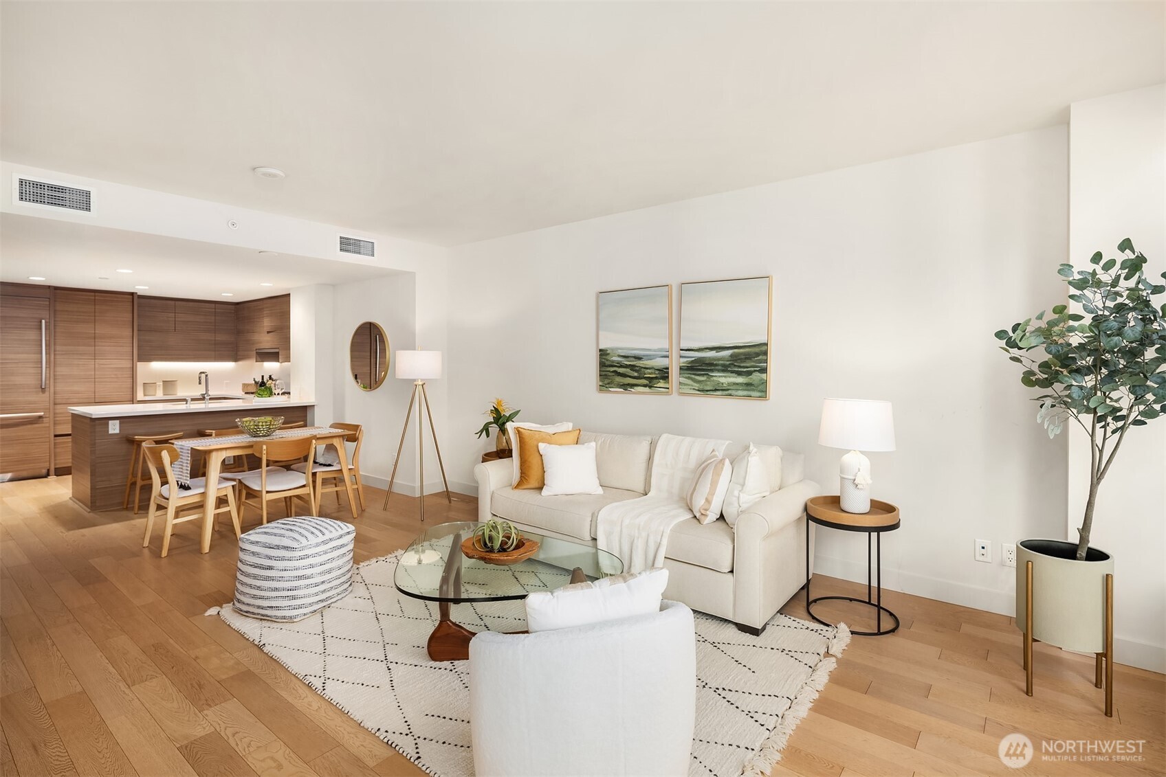 588 Bell Street, Unit 703S Seattle, WA 98121 - Photo 4 of 31