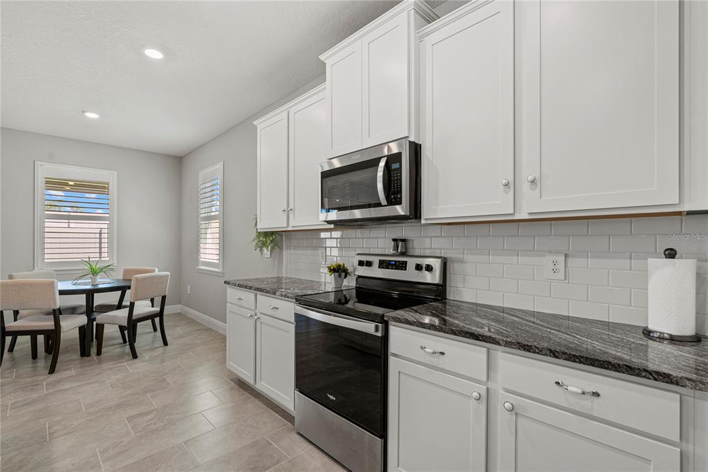 5282 Grove Mill Loop Lakewood Ranch, FL 34211 - Photo 17 of 30