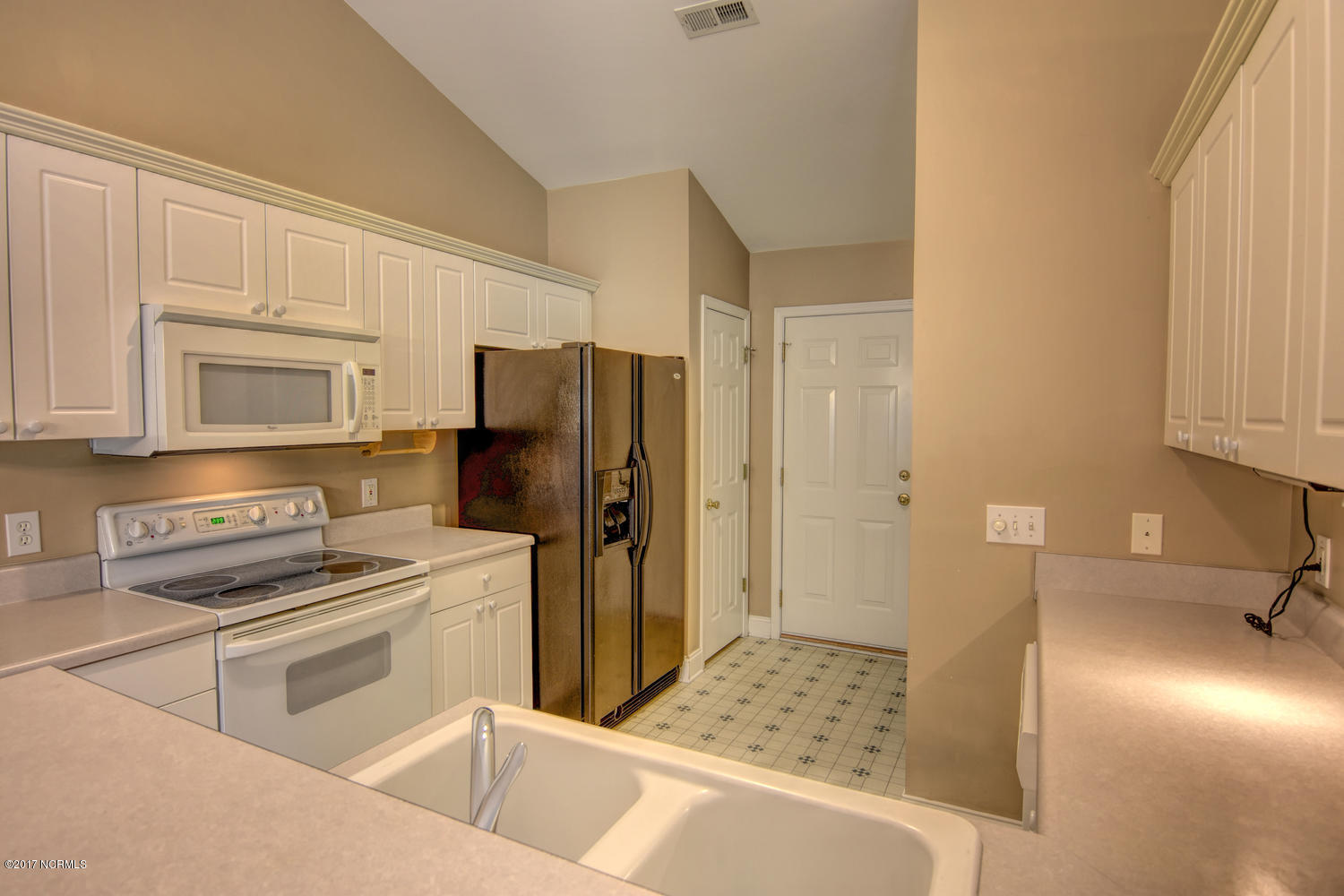 5131 Long Pointe Road Wilmington, NC 28409 - Photo 14 of 29 5131 Long Pointe Rd Wilmington-large-014