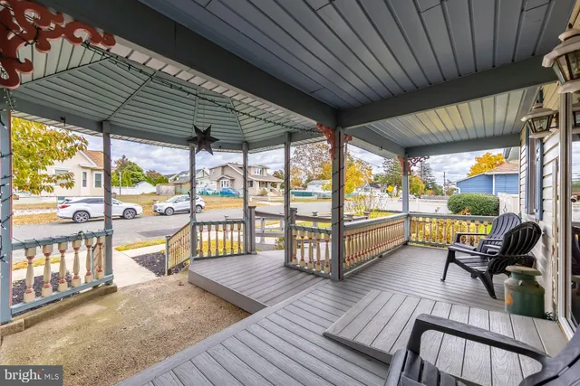 $475,000 | 300 Asbury Avenue, National Park, NJ 08063