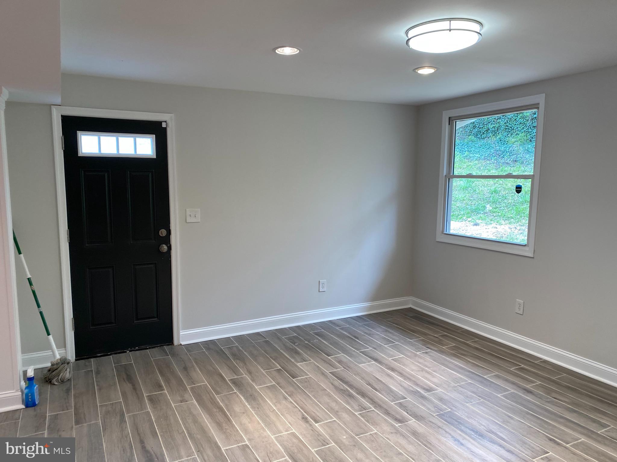 4907 Sheriff Road Northeast Washington, DC 20019 - Photo 9 of 23 Gallery Image 9
