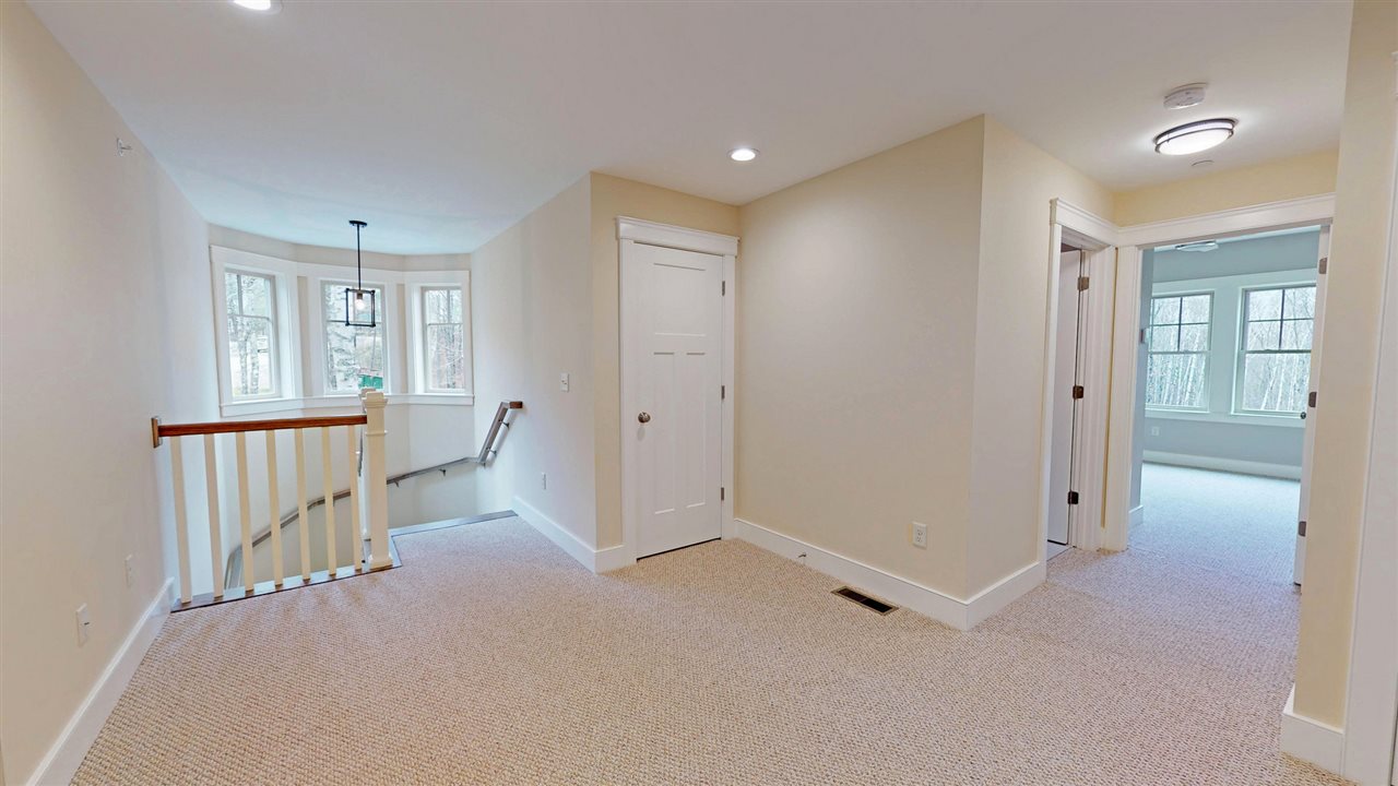 22 Yachtmen's Ridge, Unit 38 Laconia, NH 03246 - Photo 11 of 30 Gallery Image 11
