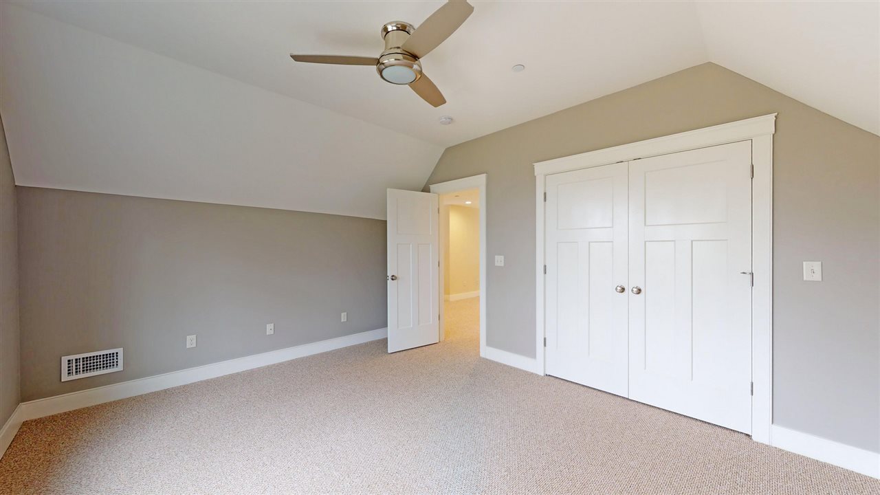 22 Yachtmen's Ridge, Unit 38 Laconia, NH 03246 - Photo 12 of 30 Gallery Image 12
