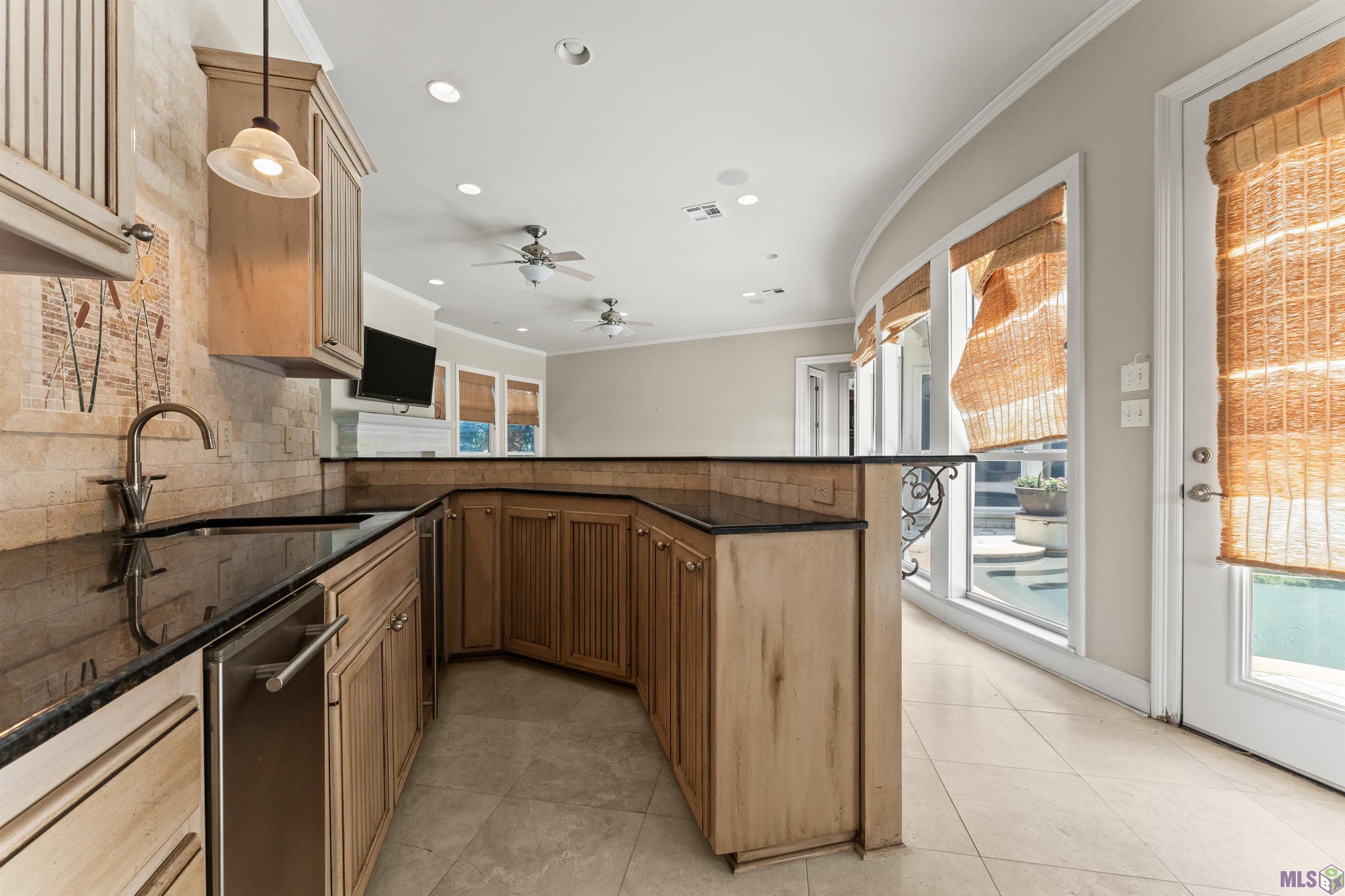 17735 Crossing Boulevard Baton Rouge, LA 70810 - Photo 43 of 54