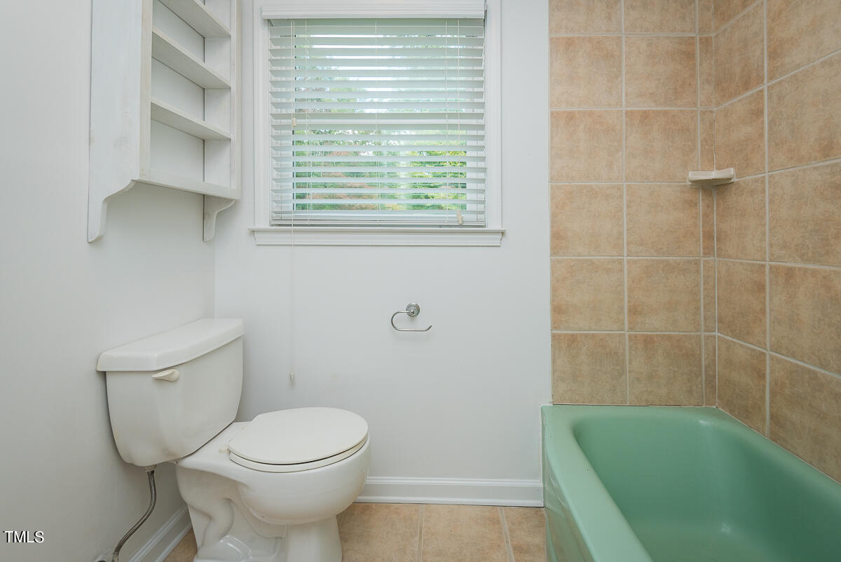 683 Baynes Road Burlington, NC 27217 - Photo 18 of 21 683 Baynes Road-17