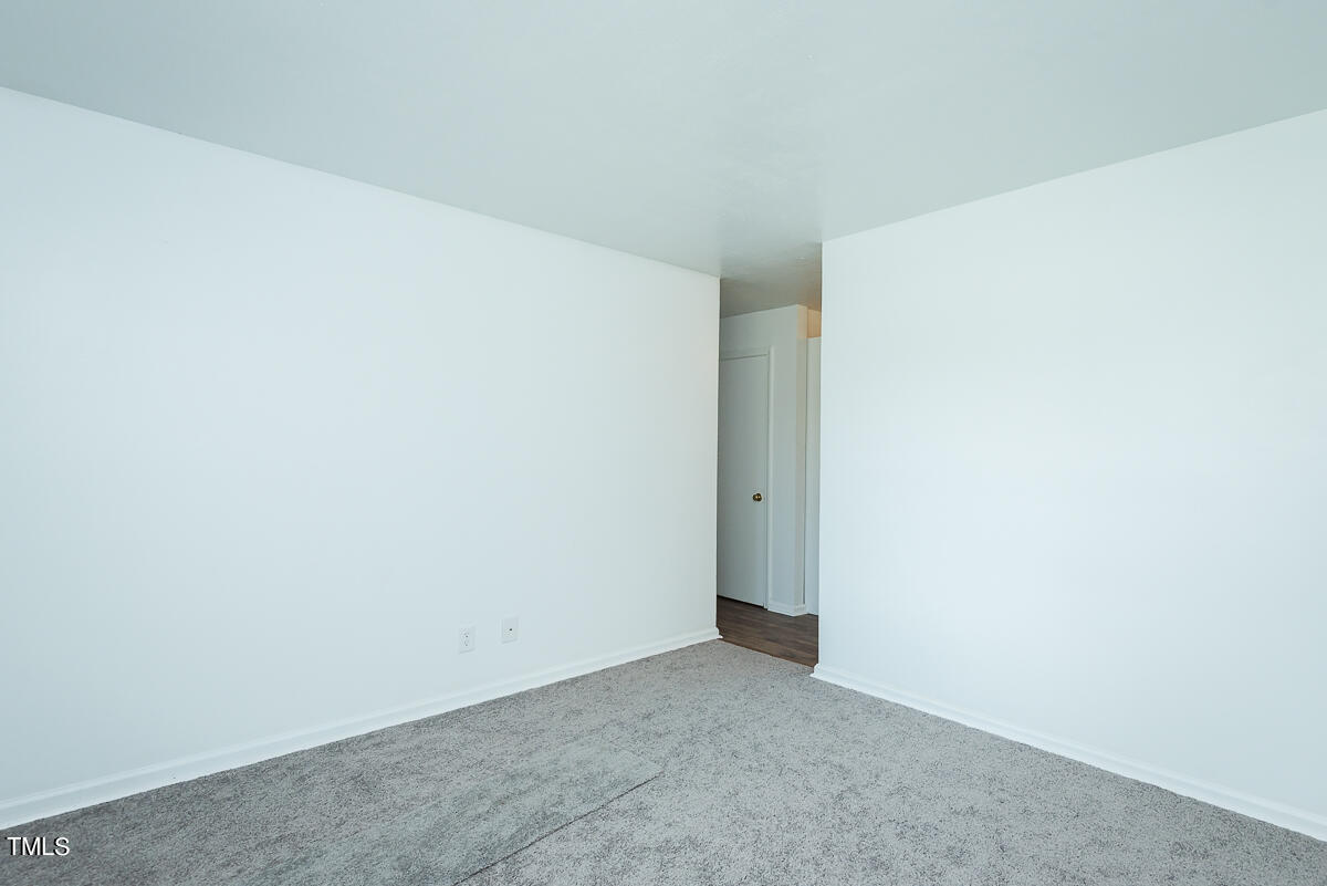 683 Baynes Road Burlington, NC 27217 - Photo 10 of 21 683 Baynes Road-10