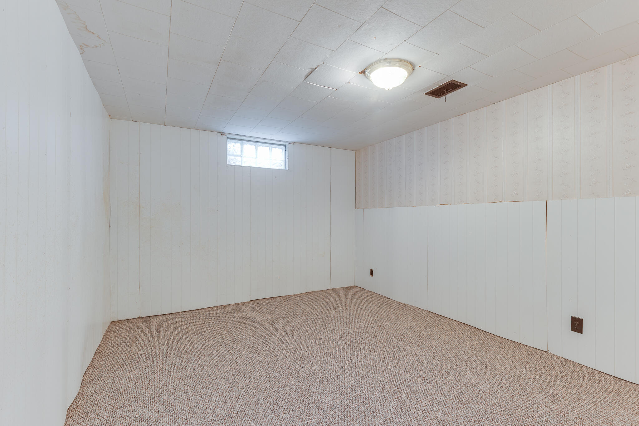 7535 Yorktown Road Lansing, MI 48917 - Photo 32 of 50 Bonus Room