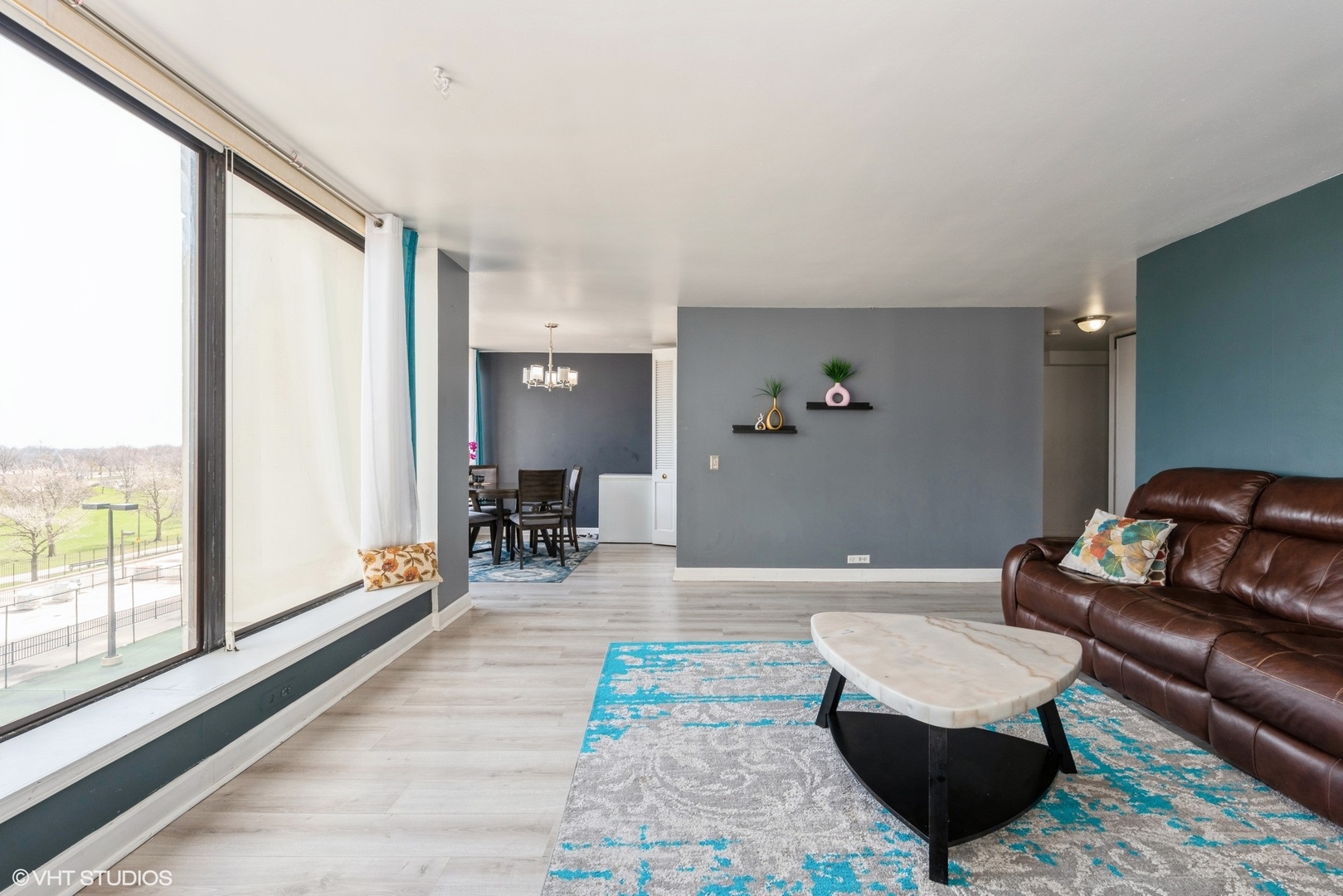 5445 North Sheridan Road, Unit 602 Chicago, IL 60640 - Photo 4 of 14