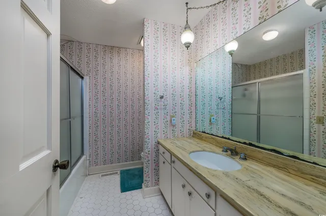 $299,000 | 300 McArthur Street, Tabor City, NC 28463