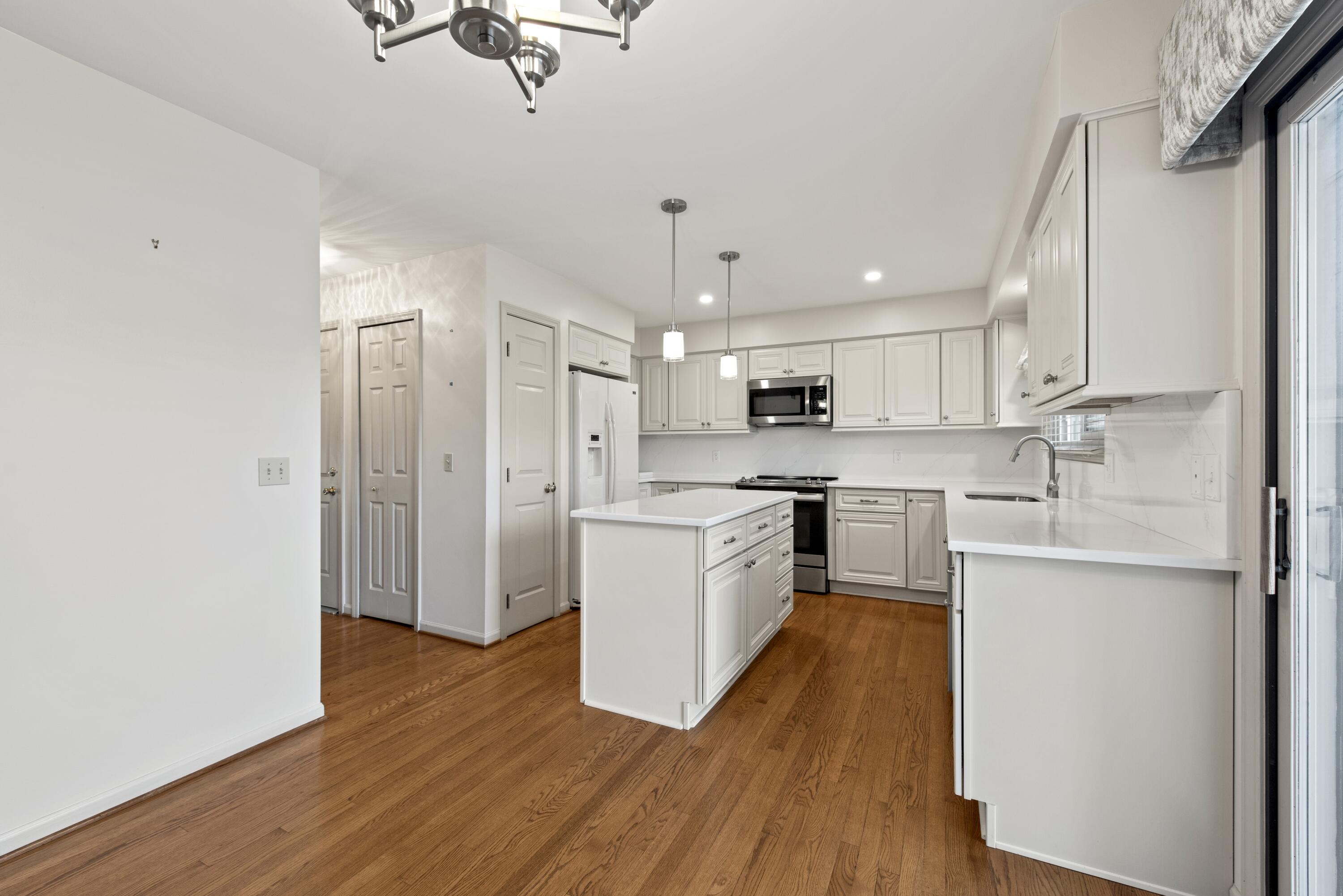 24635 Ridgeview 101