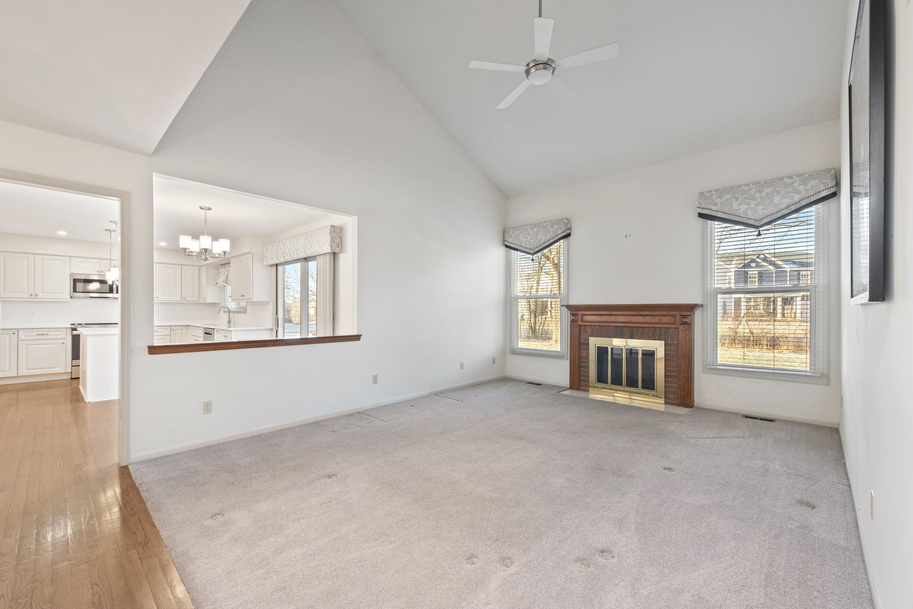 24635 Ridgeview Drive Farmington, MI 48336 - Photo 10 of 34 24635 Ridgeview 104