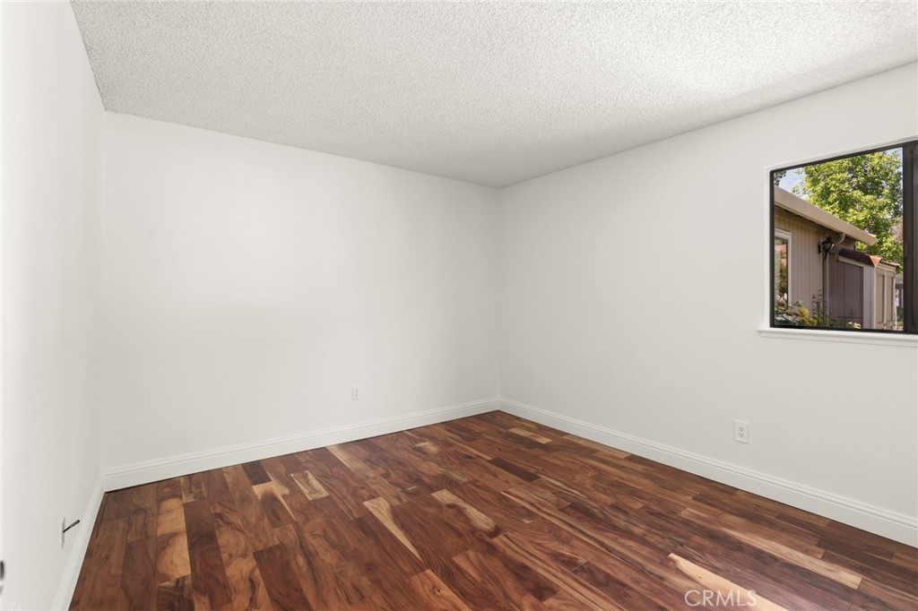 920 Valley Run Hercules, CA 94547 - Photo 20 of 28 Second Bedroom